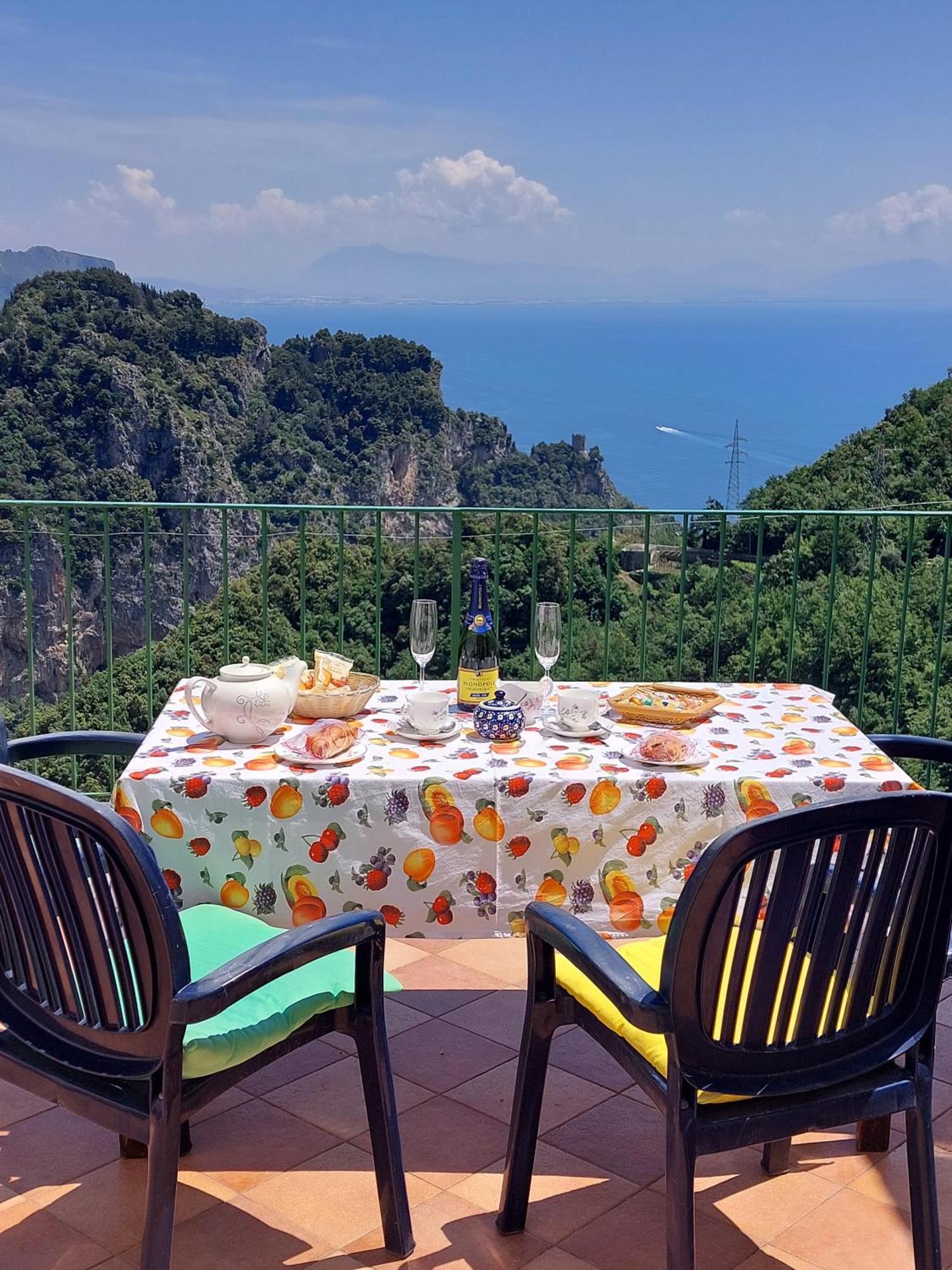 Janet House Villa Amalfi Bagian luar foto